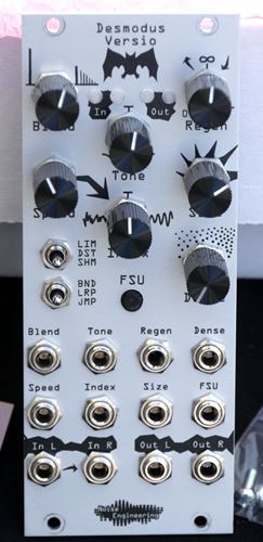 various-Noise Engineering Desmodus Versio 